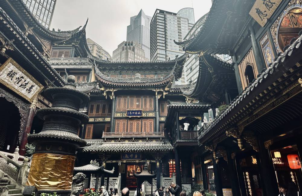 Chongqing, temple Luohan