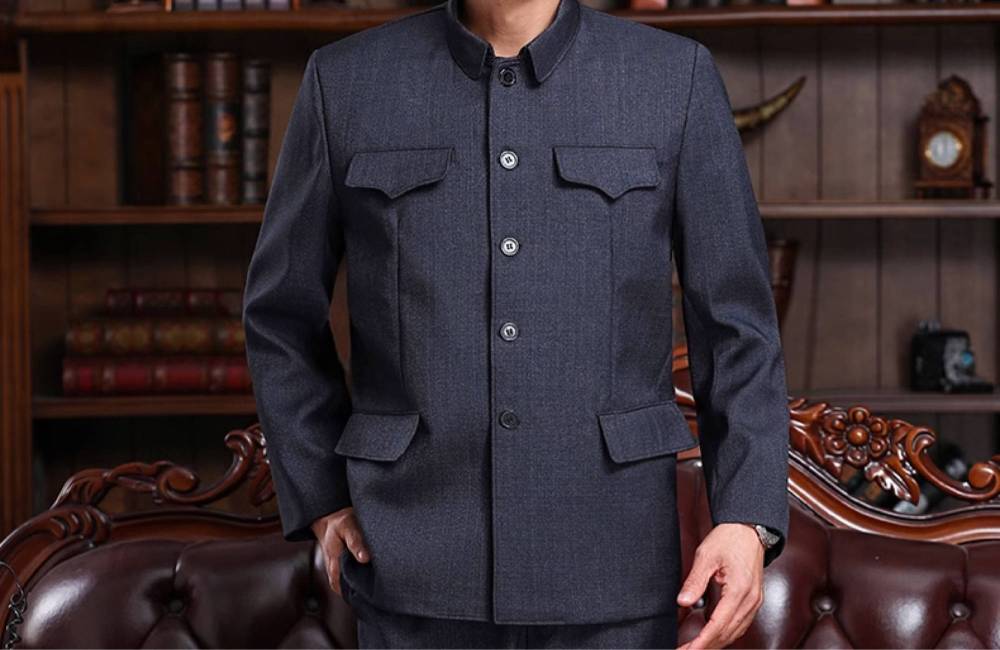 D&eacute;tail sur la conception d'un costume Mao