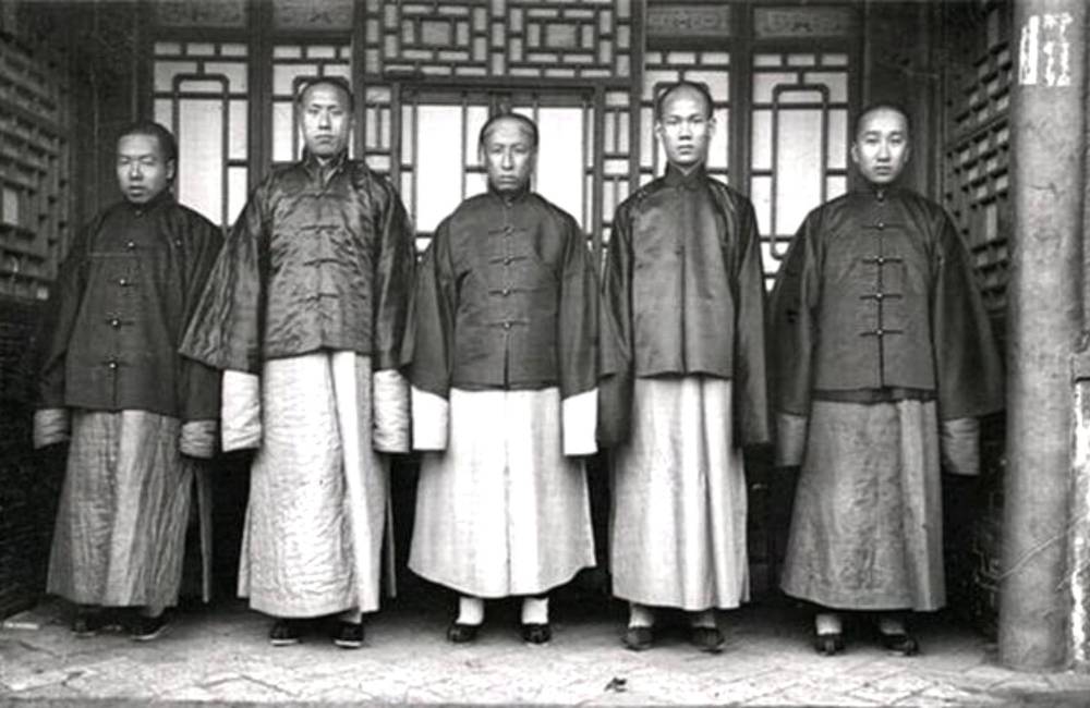 ancienne photo de la dynastie qing, homme habill&eacute;s en magua