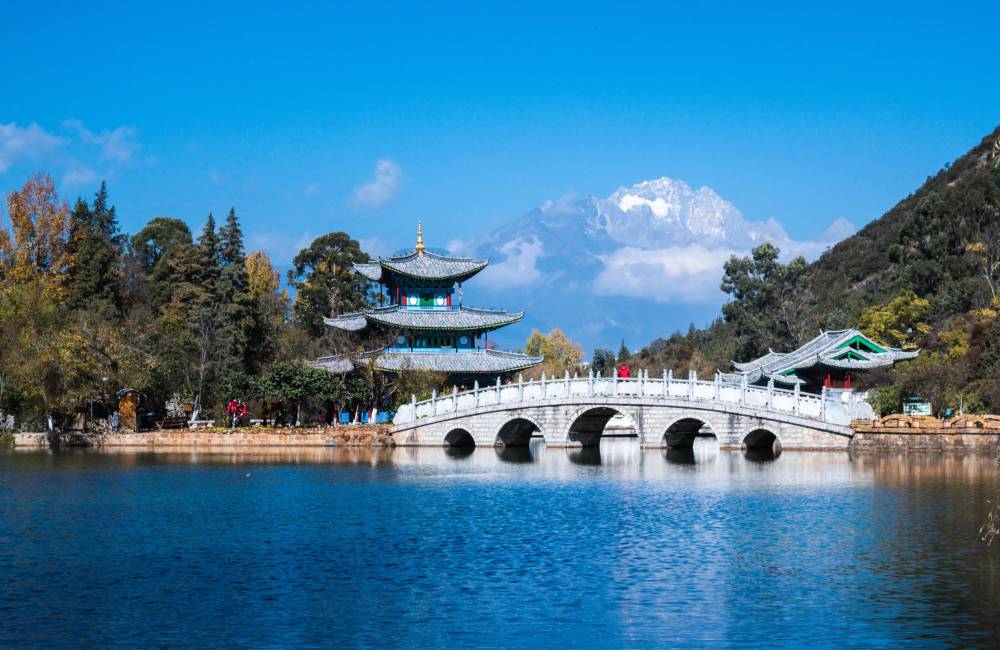 Lijiang, montagne des neiges du Dragon de Jade