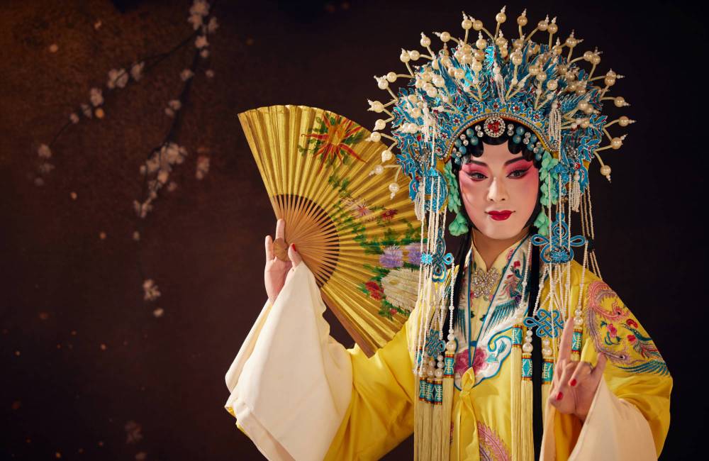 Costumes de l'op&eacute;ra de P&eacute;kin