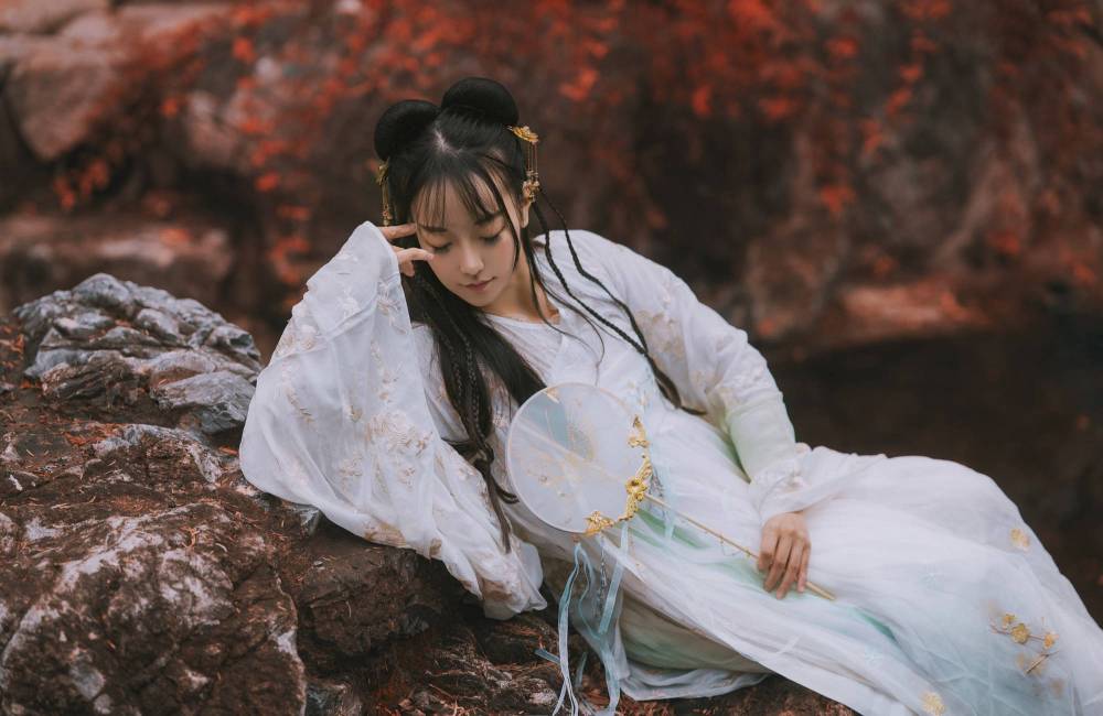 Les vêtements chinois : quatre récits, une seule question