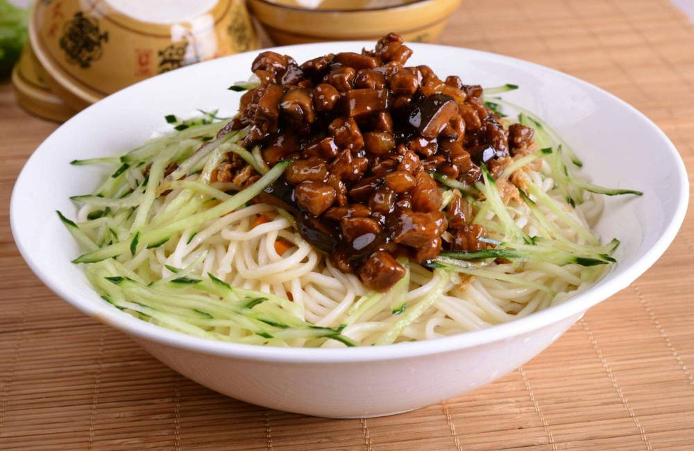Zhajiangmian