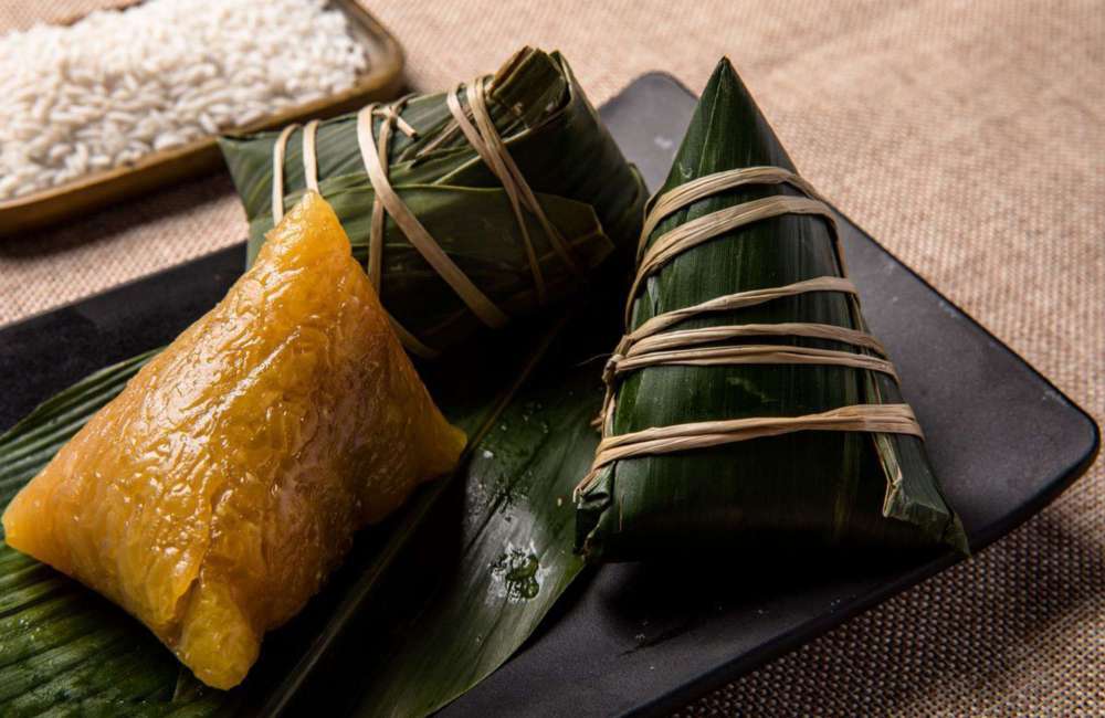 z&ograve;ngzi, plat traditionnel, boulette de riz gluant