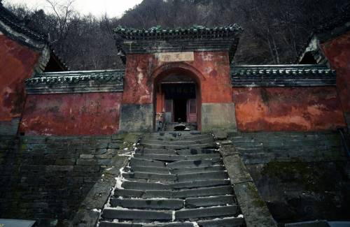 Explorer les sommets spirituels de la Chine : les 4 montagnes sacrées taoïstes
