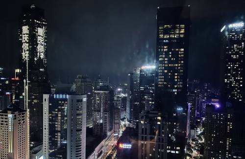 Pourquoi Jiefangbei est le meilleur quartier où séjourner à Chongqing