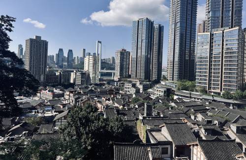 Shibati : on a descendu les 18 marches du vieux Chongqing