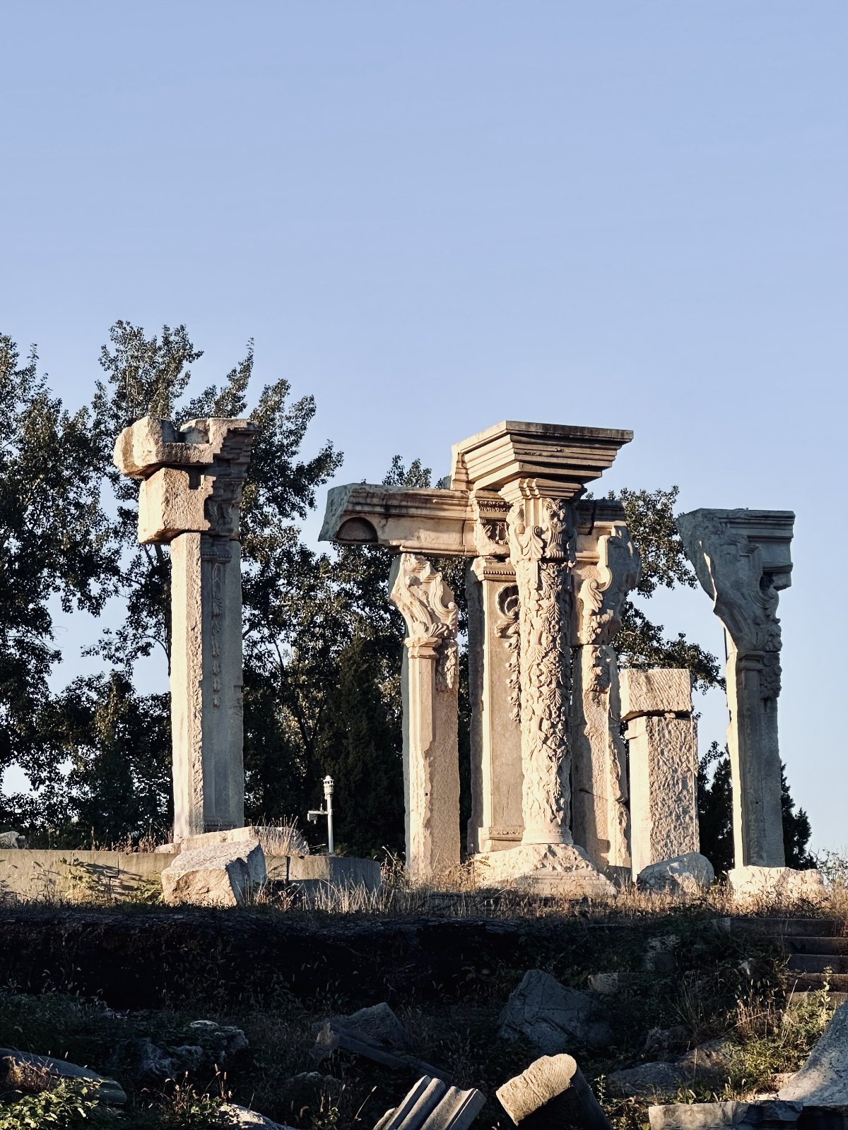 Vestiges baroques sous le ciel de P&eacute;kin